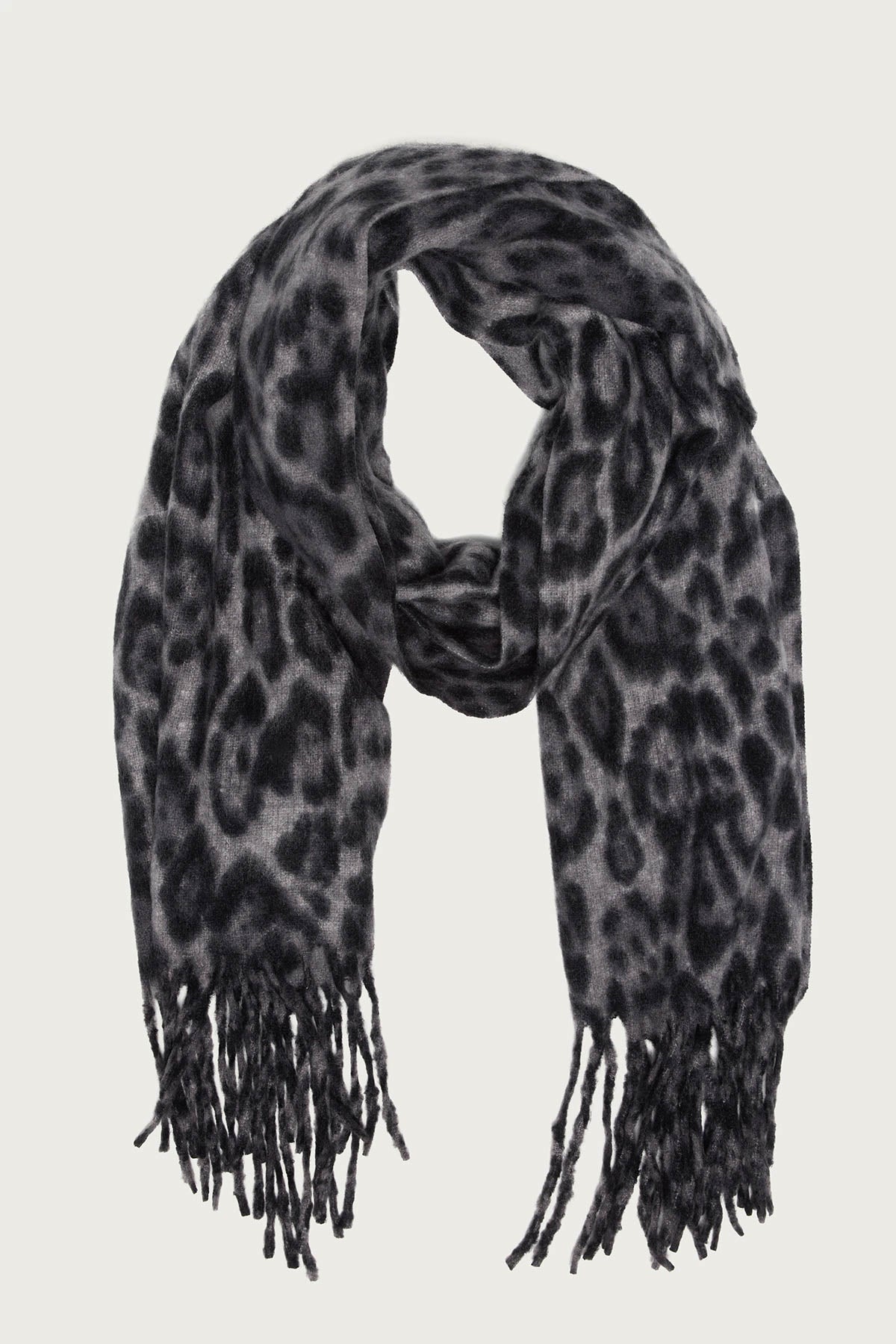 Chunky Leopard Scarf