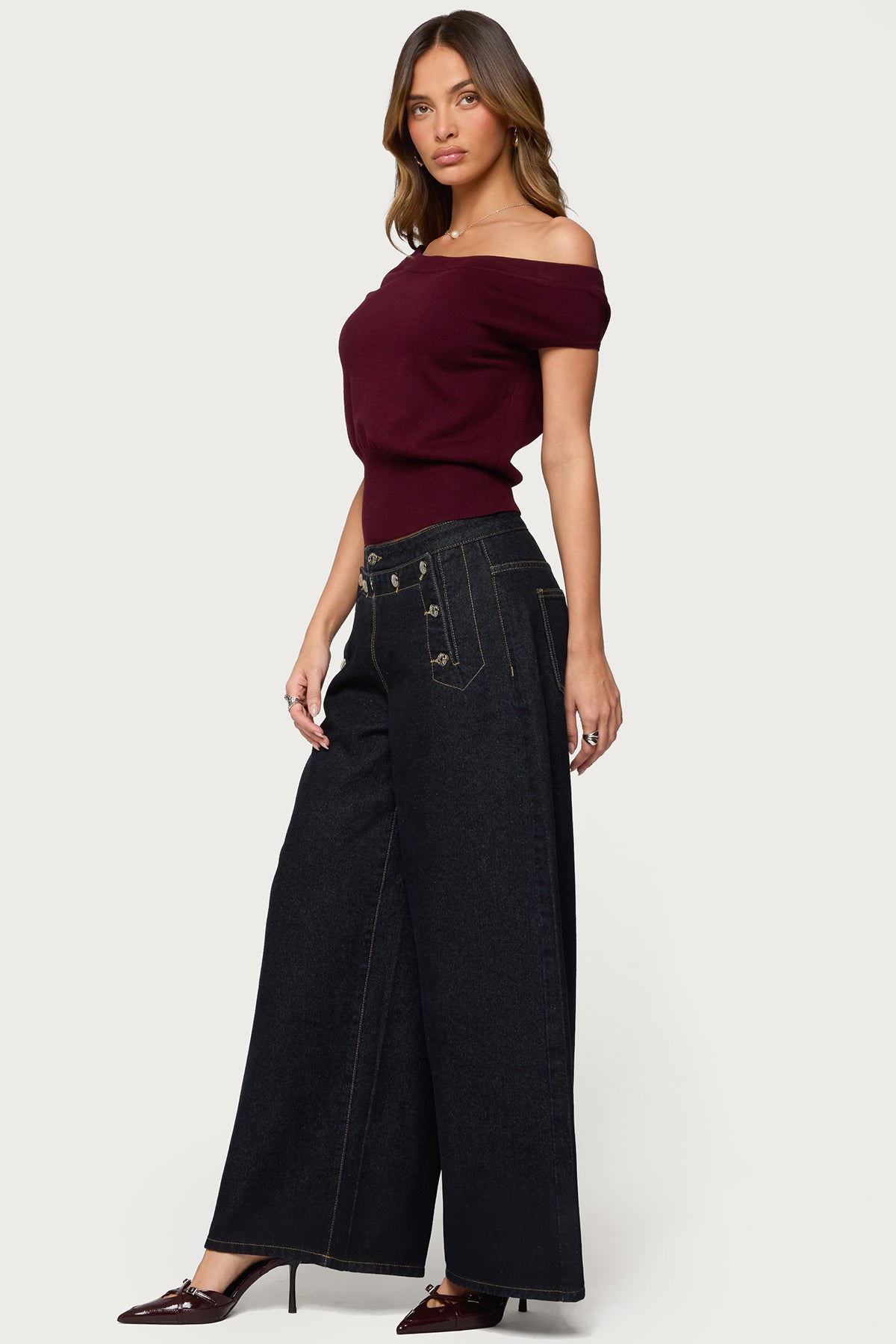 Frida Buttoned Low Rise Baggy Jeans