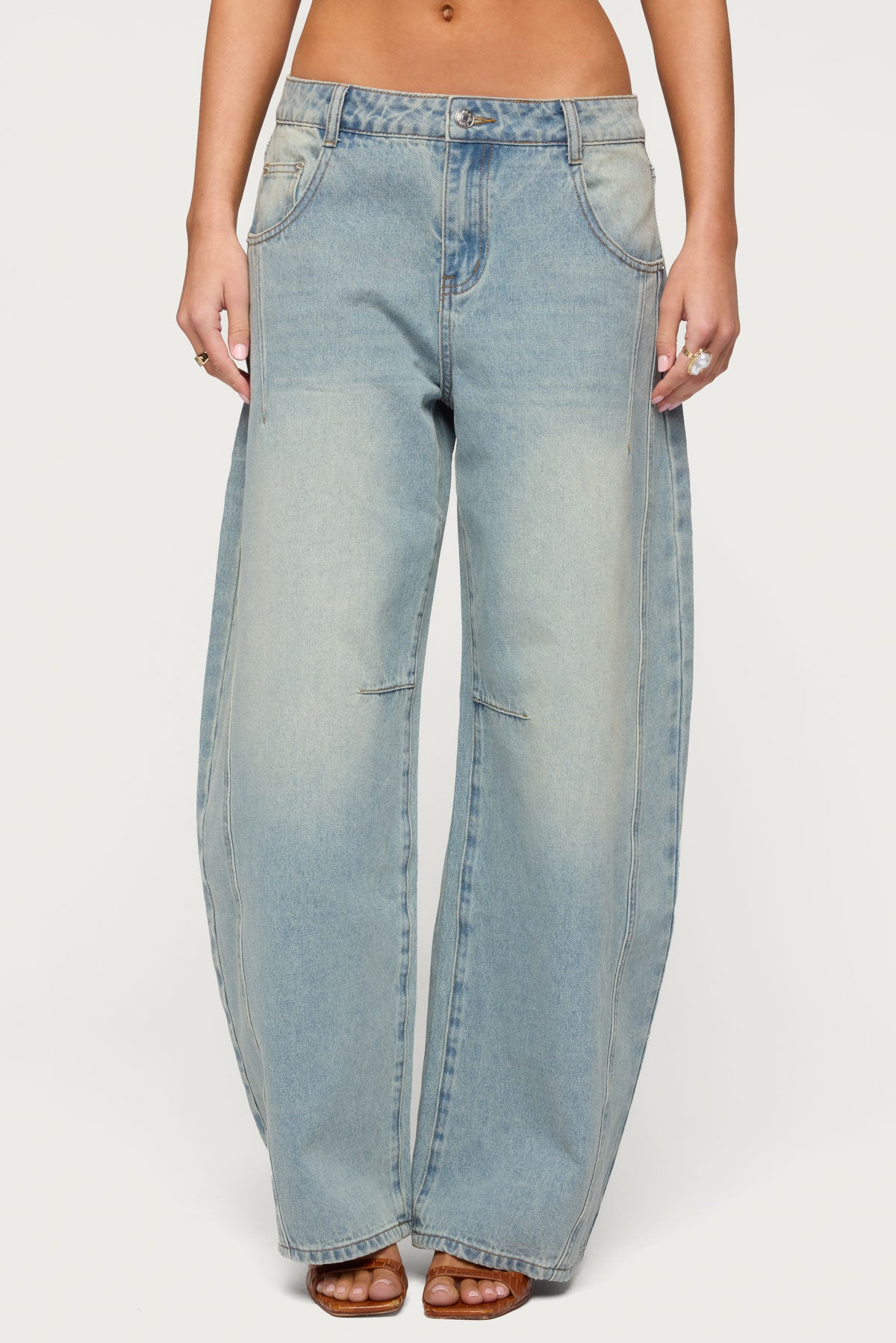 Ilara Low Rise Barel Jeans