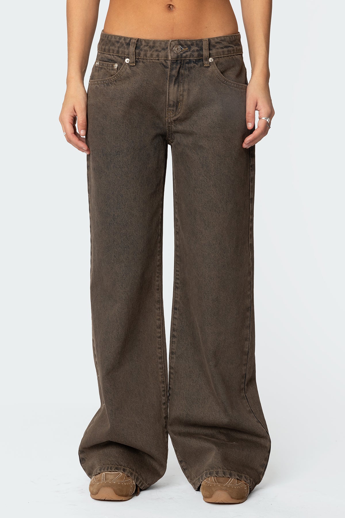 Zahra Mud Wash Low Rise Baggy Jeans