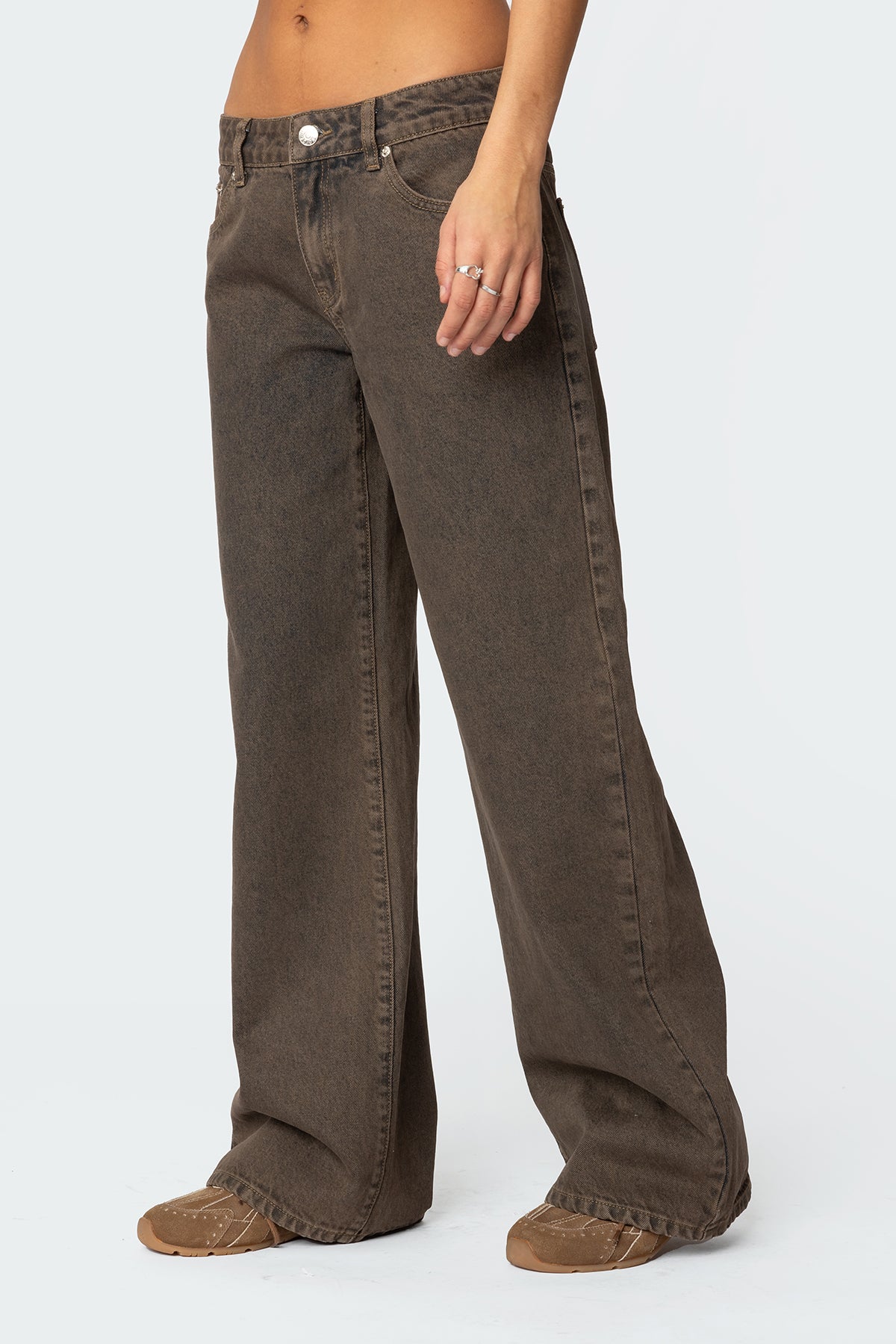 Zahra Mud Wash Low Rise Baggy Jeans