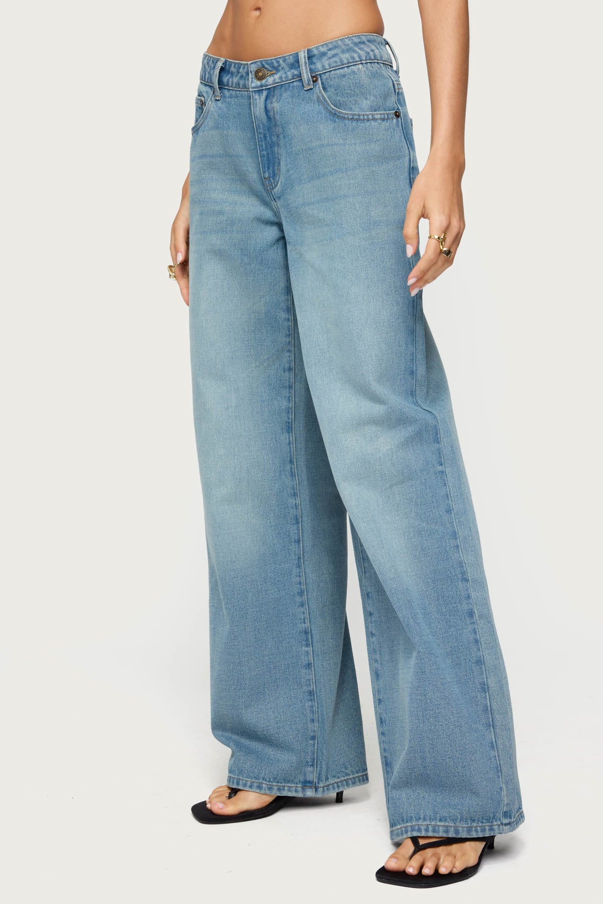 Raelynn Washed Low Rise Baggy Jeans