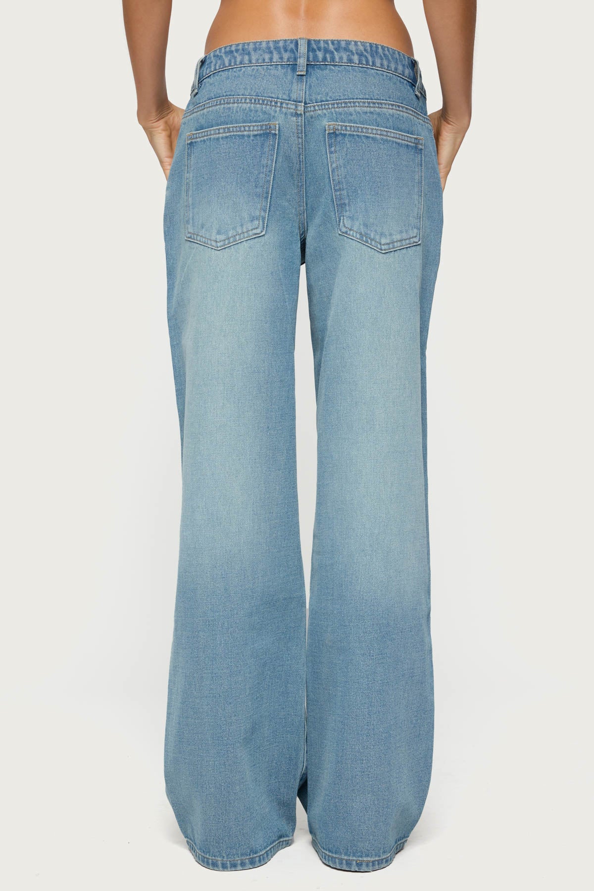 Raelynn Washed Low Rise Baggy Jeans
