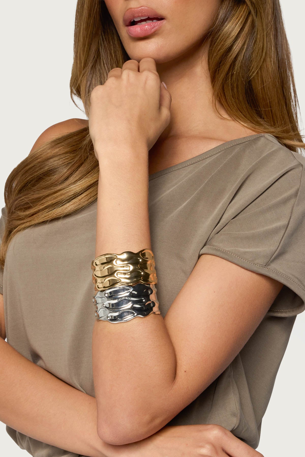Chunky Wave Arm Cuff Set