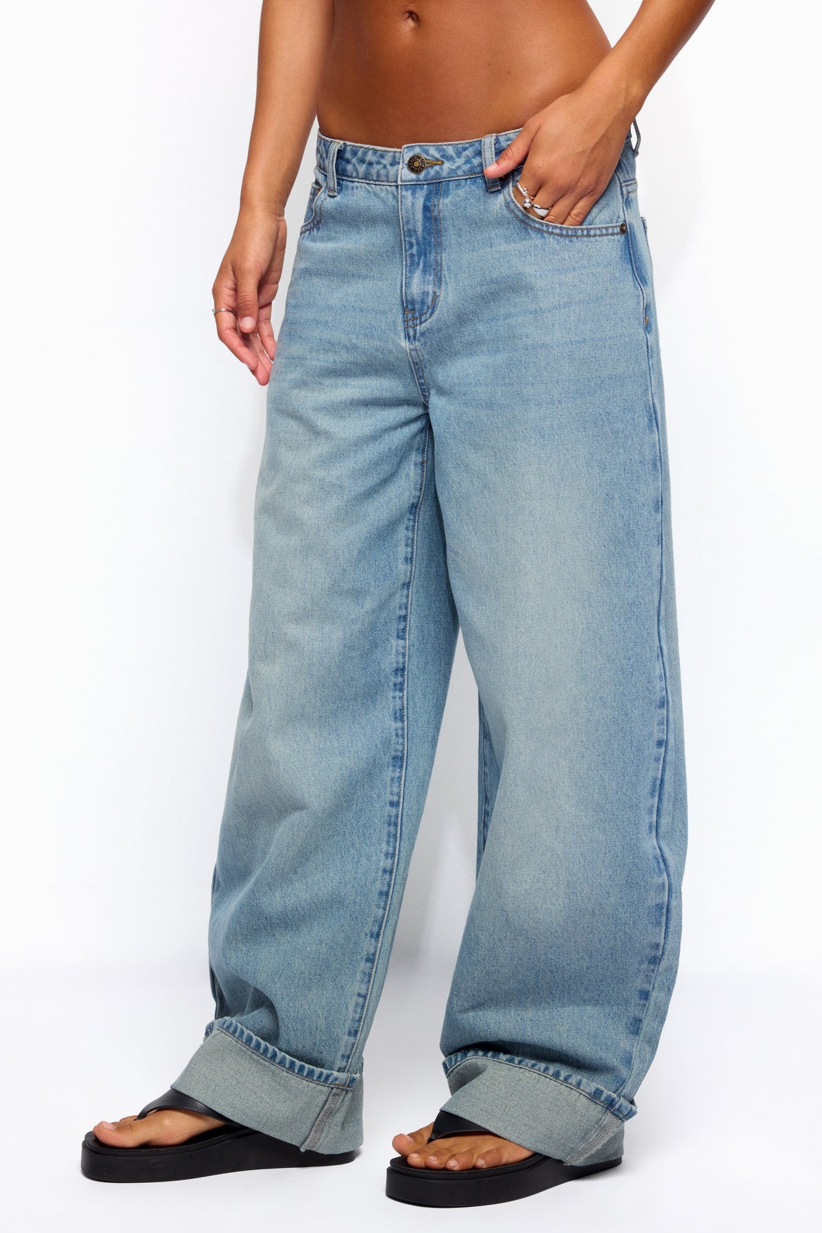 Kella Low Rise Baggy Jeans