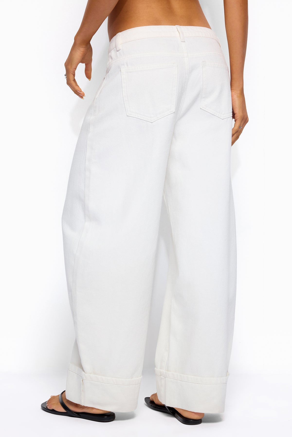 Kella Low Rise Baggy Jeans
