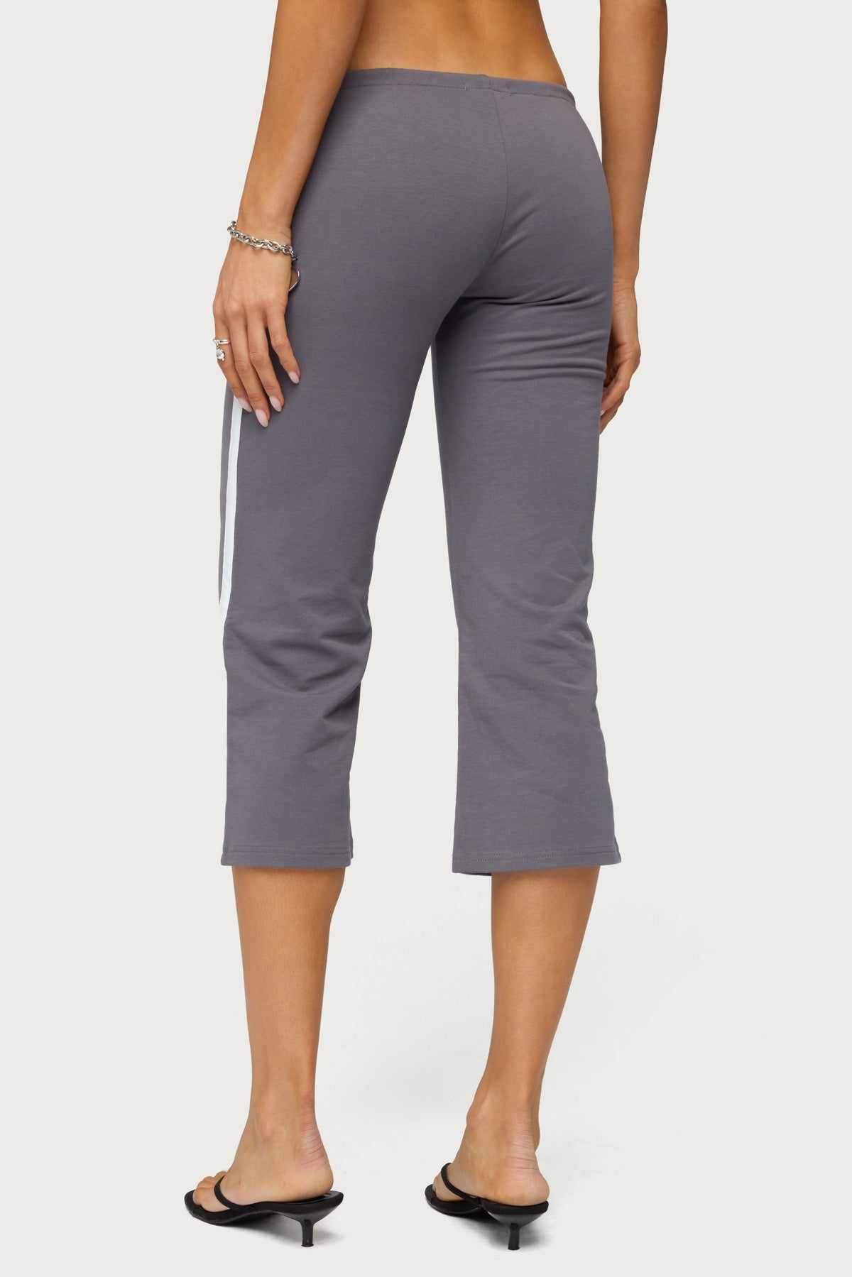 Milene Contrast Terry Capri Pants