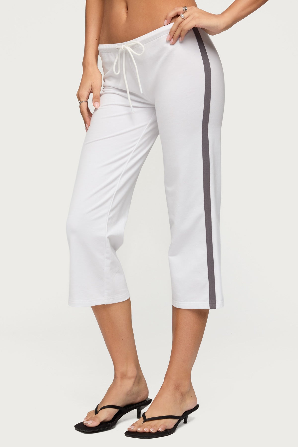 Milene Contrast Terry Capri Pants