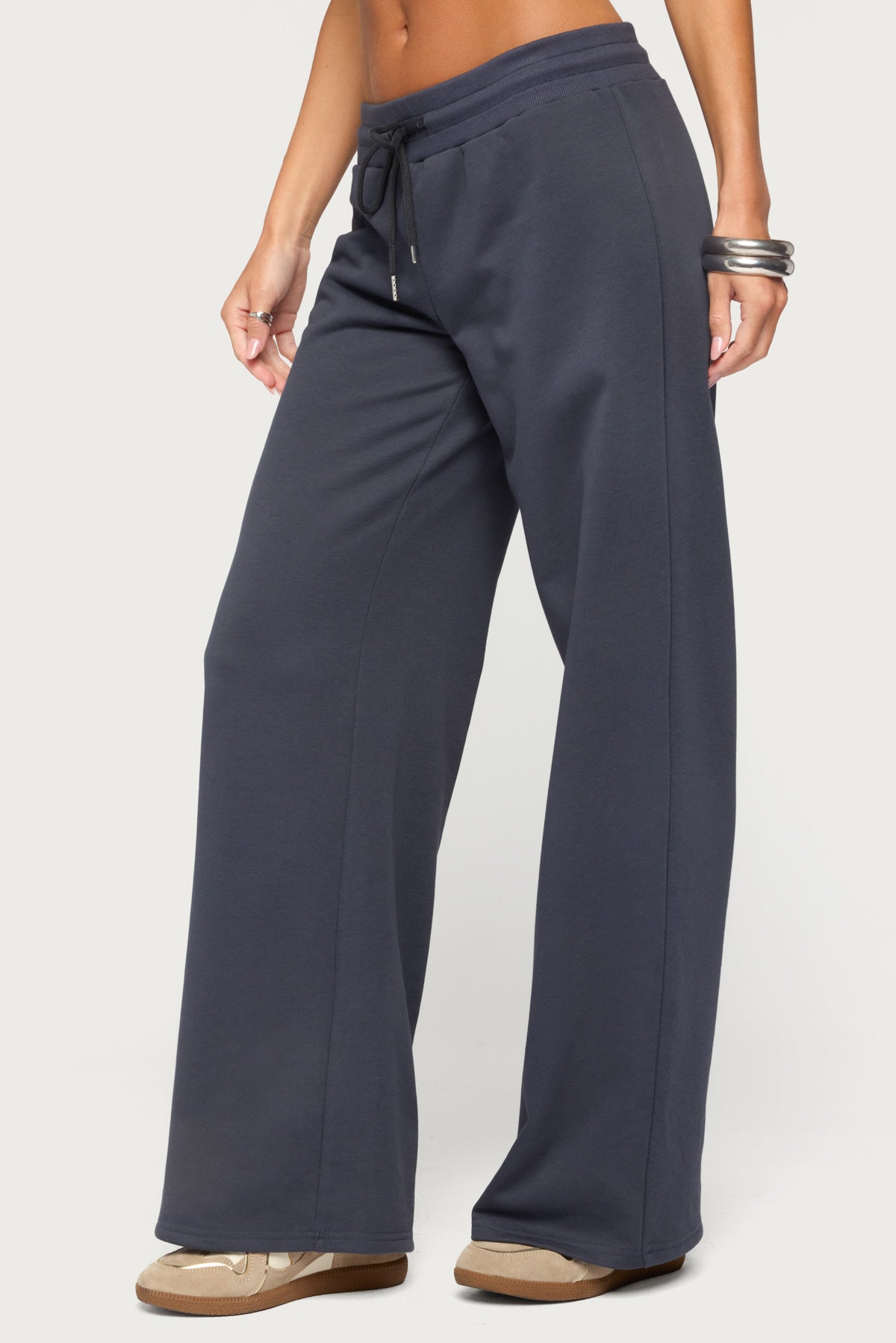Paeva Low Rise Sweatpants