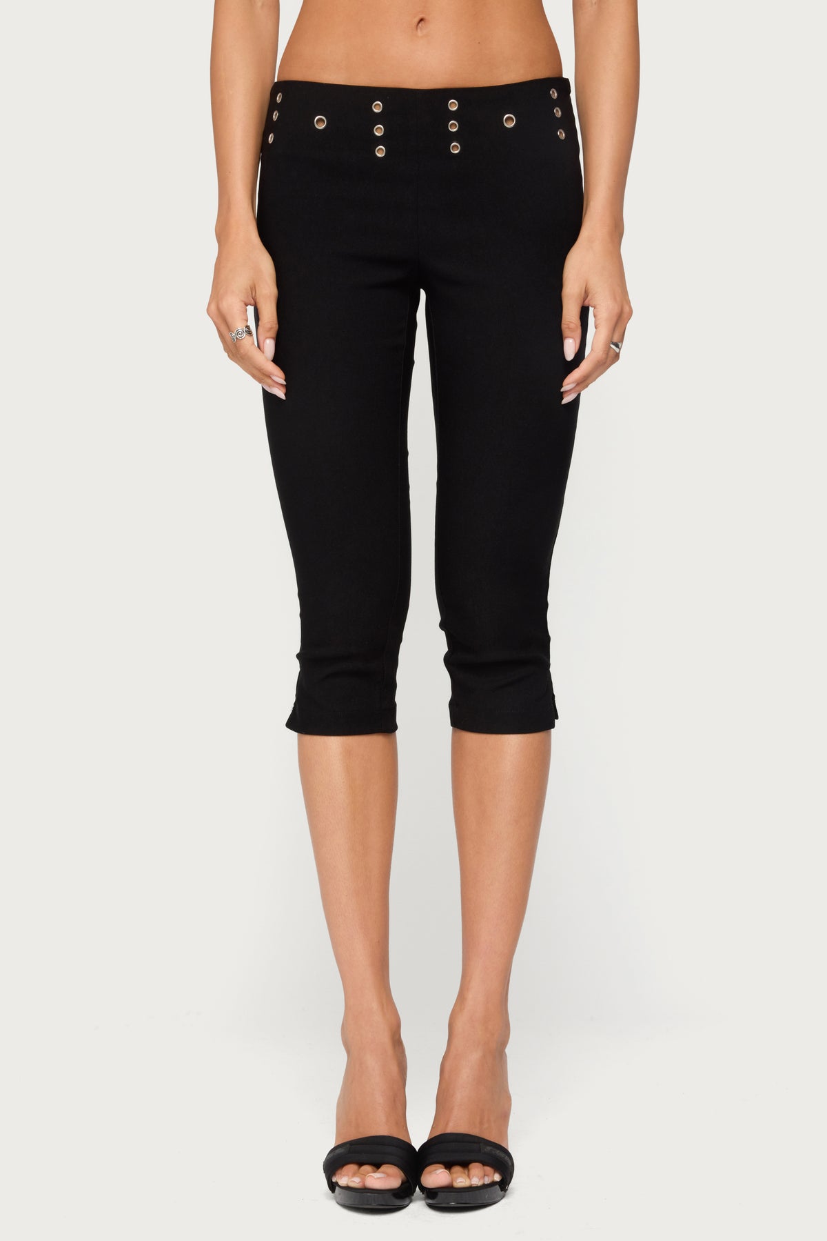 Meeva Grommet Capri Pants