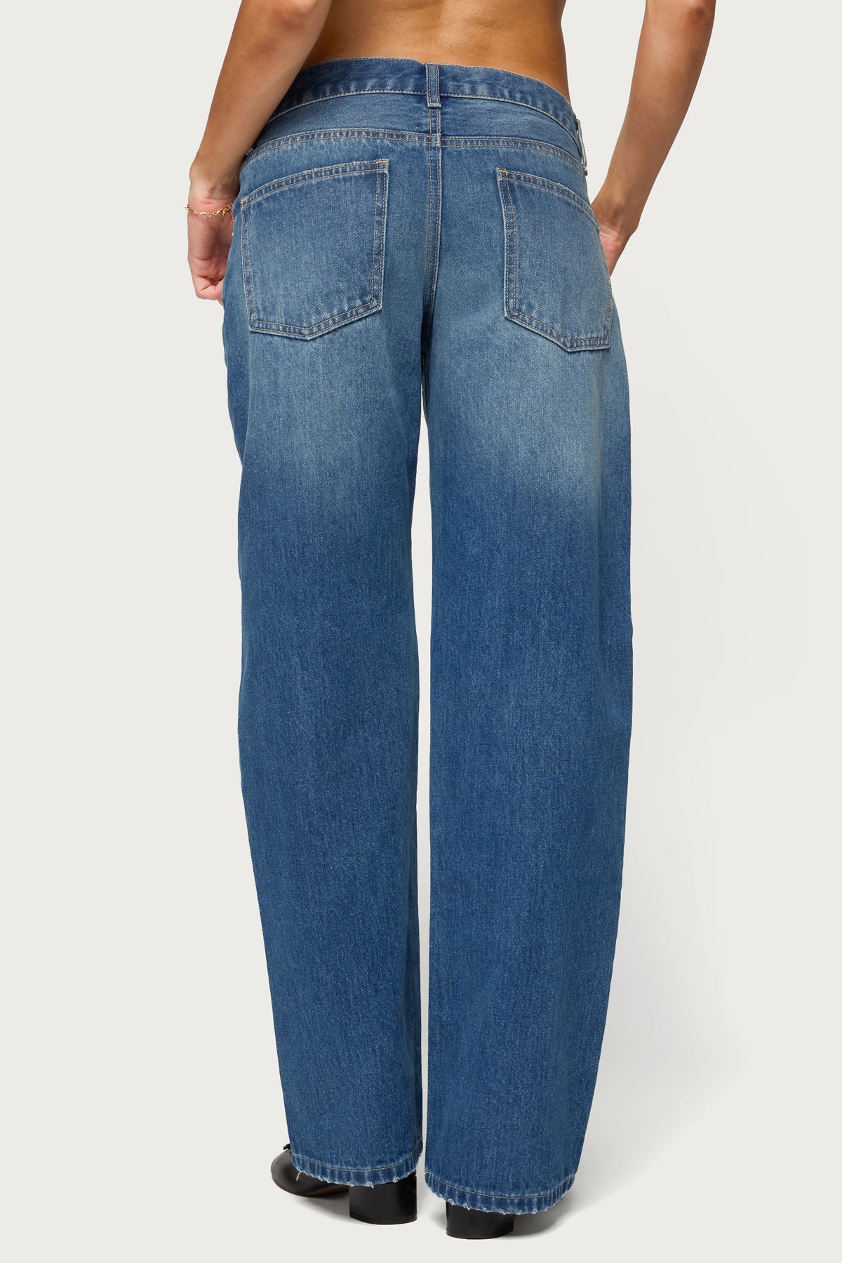Arabella Low Rise Baggy Jeans