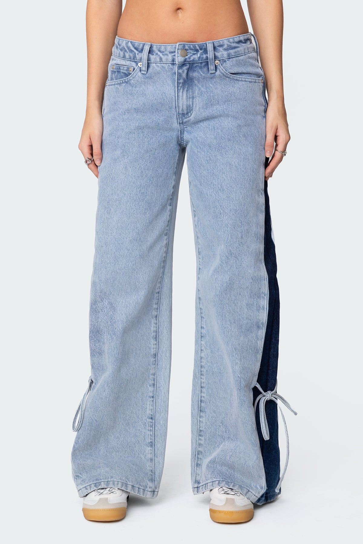 Contrast Split Washed Jeans