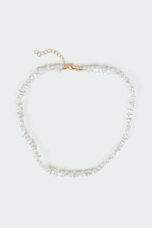 Asymmetric Pearl Necklace
