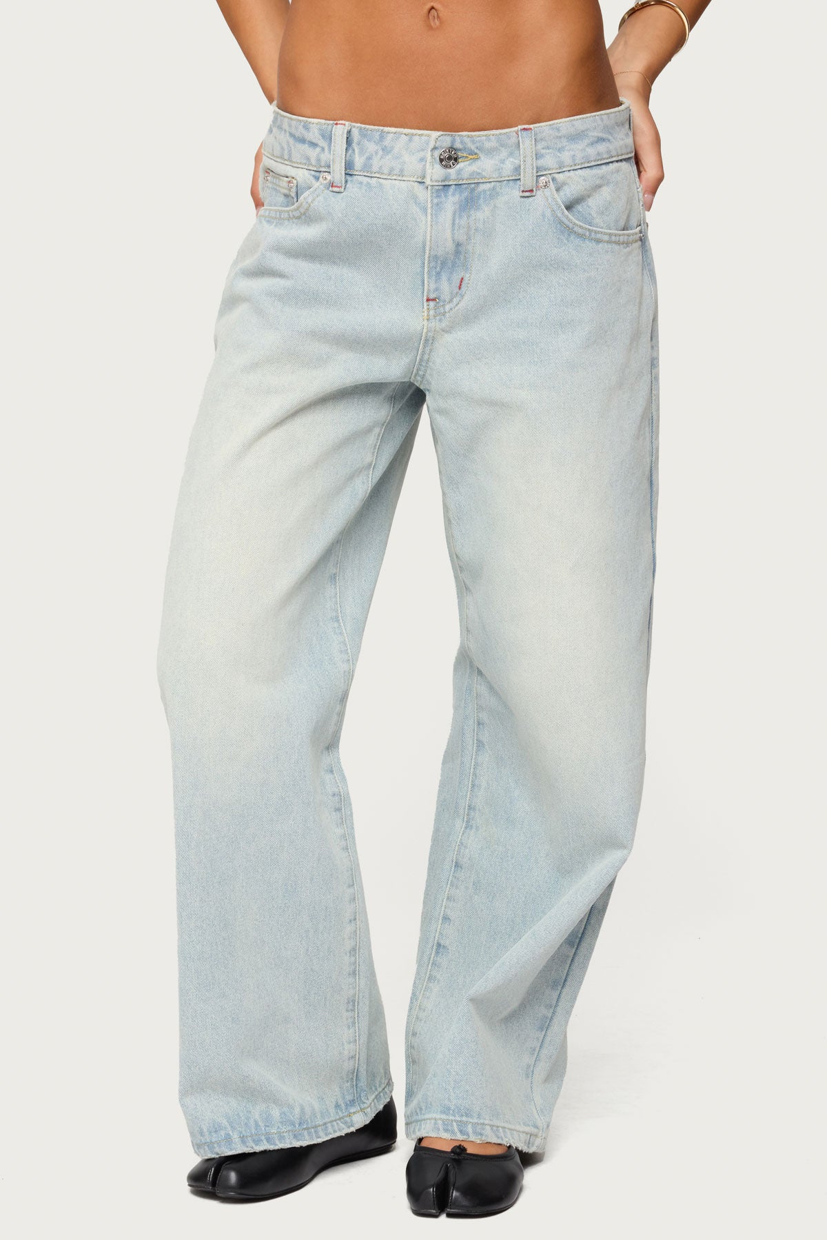 Petite Ace Low Rise Baggy Jeans – edikted
