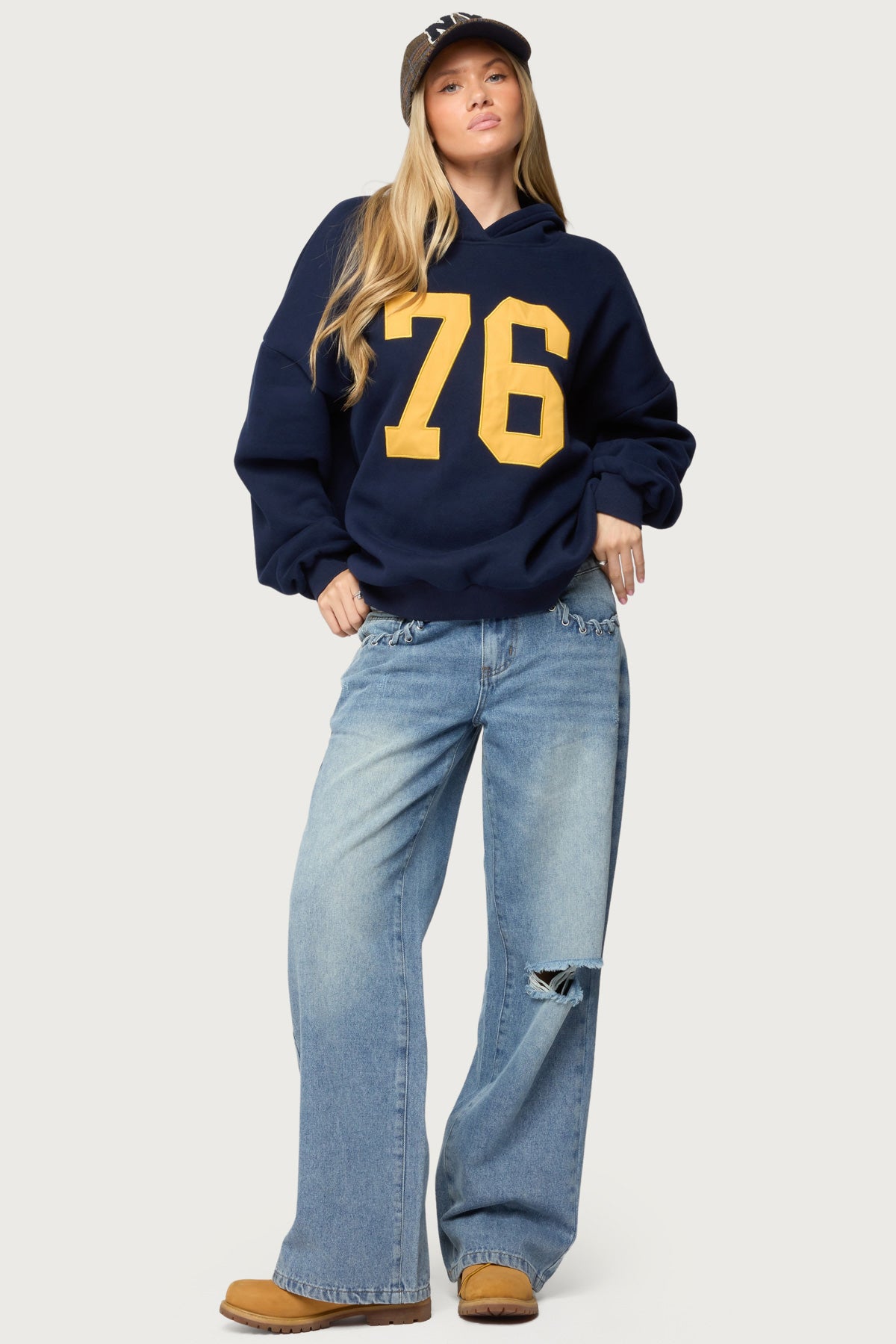 Rhyan 76 Oversized Hoodie – edikted