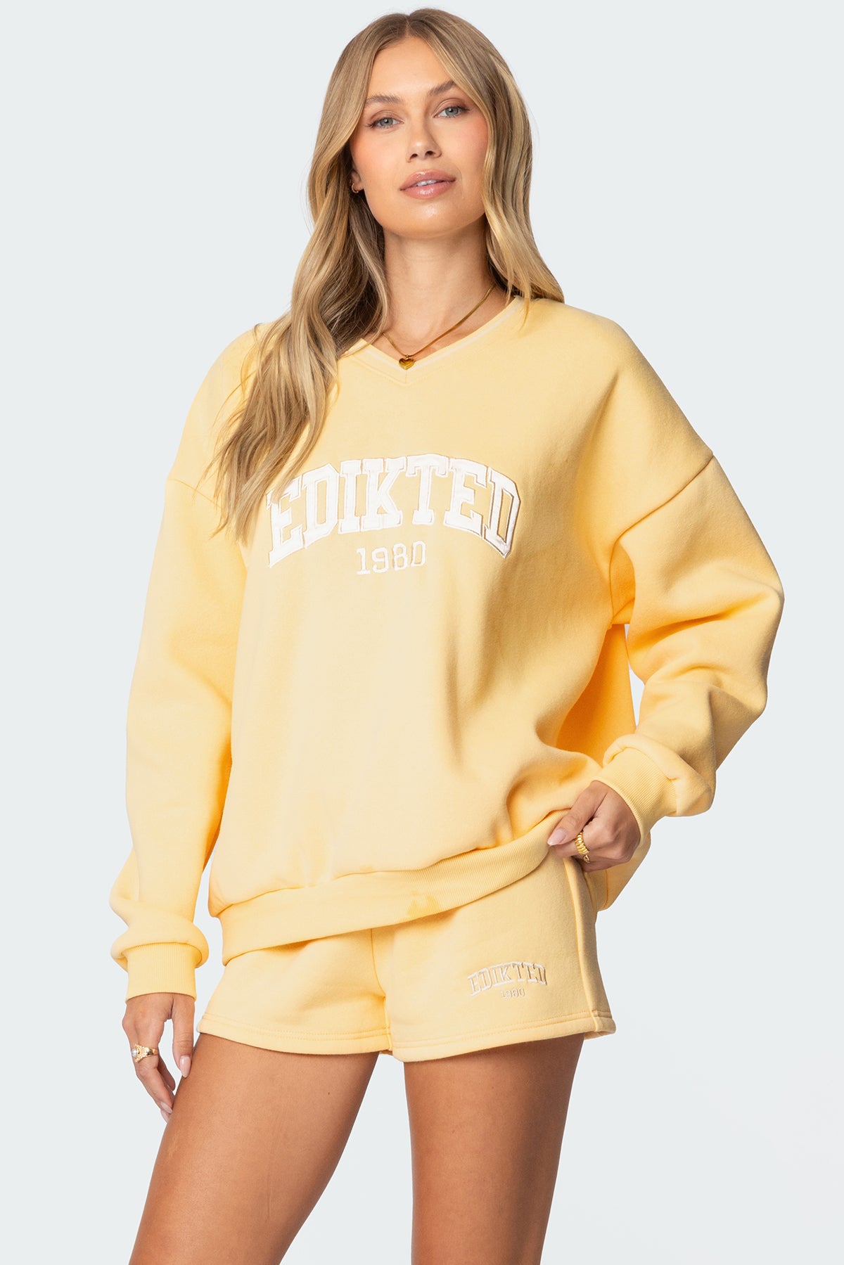 Edikted Girl Sweatshirt