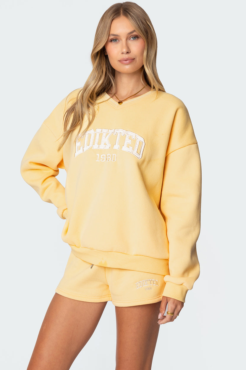 Edikted Script Name Edikted Girl Sweatshirt – edikted