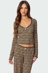 Lue Leopard Printed Ribbed V Neck Top