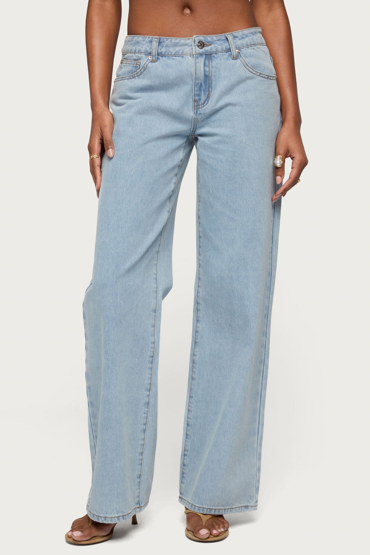 Tall Raelynn Washed Low Rise Baggy Jeans – edikted