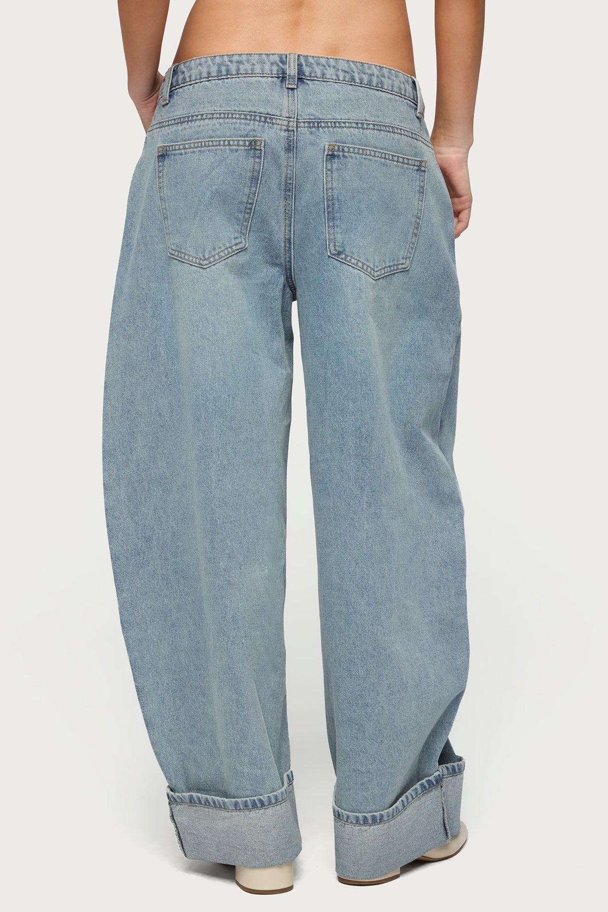 Petite Kella Low Rise Baggy Jeans