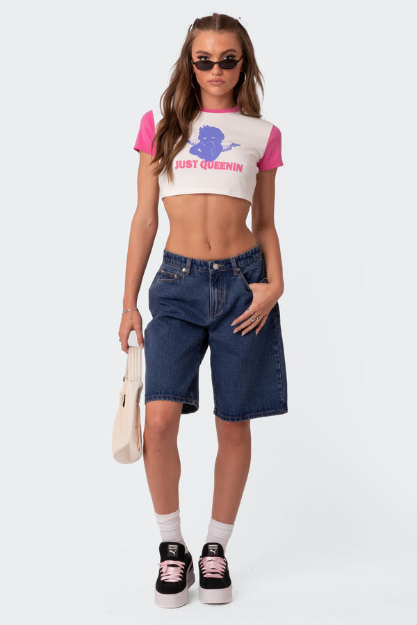 Queenin Cropped T Shirt