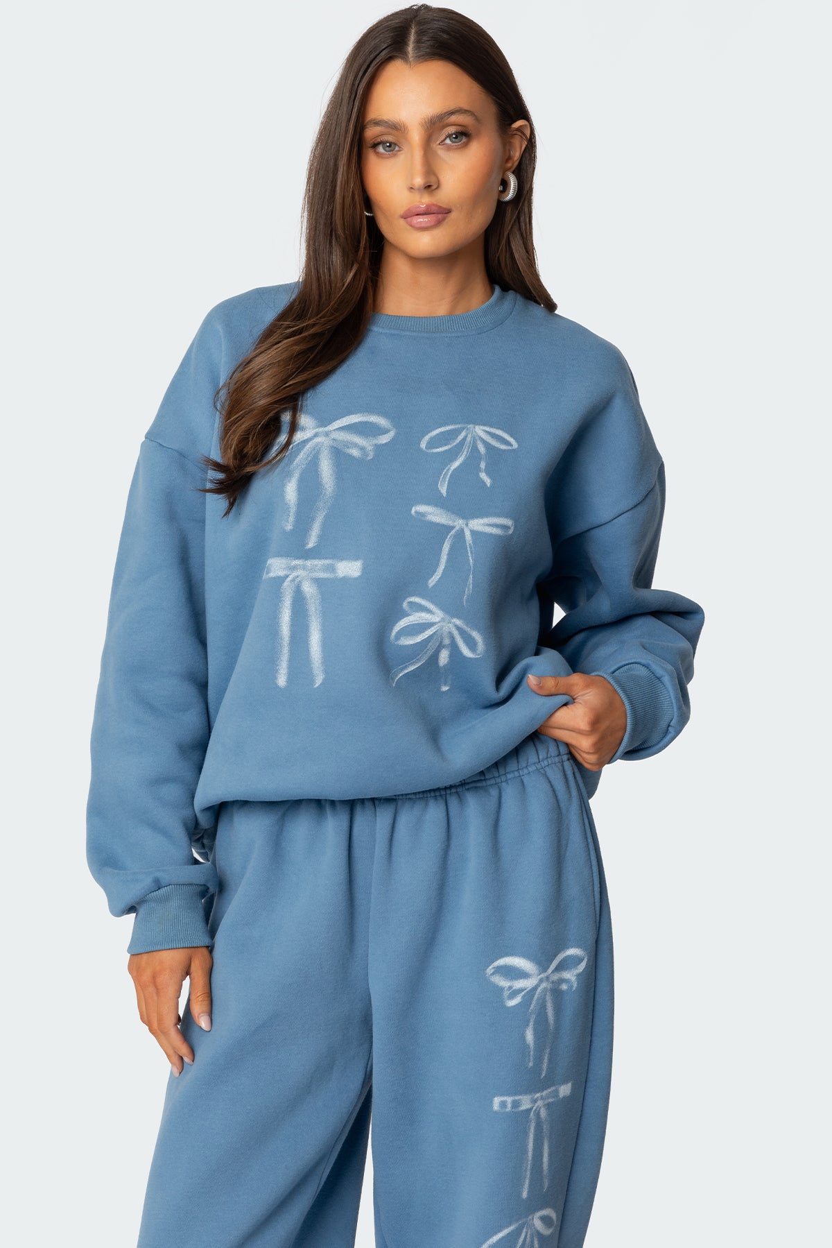 Bow Bliss Oversized Sweatshirt