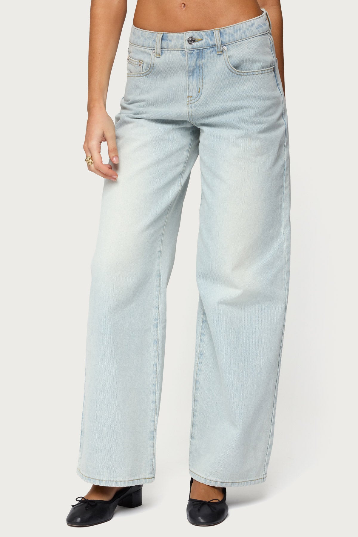 Ery Mid Rise Baggy Jeans