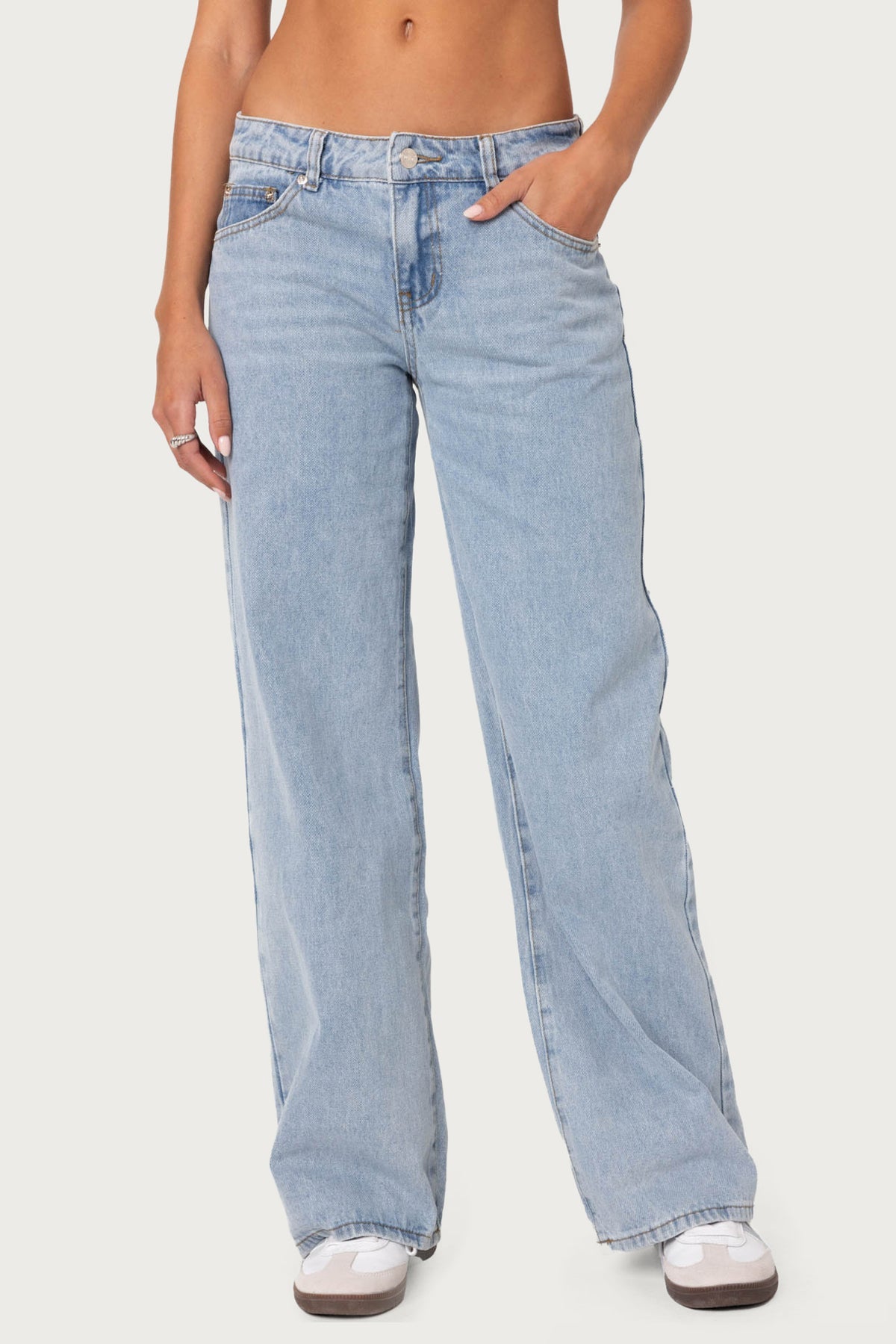 Raelynn Washed Low Rise Baggy Jeans