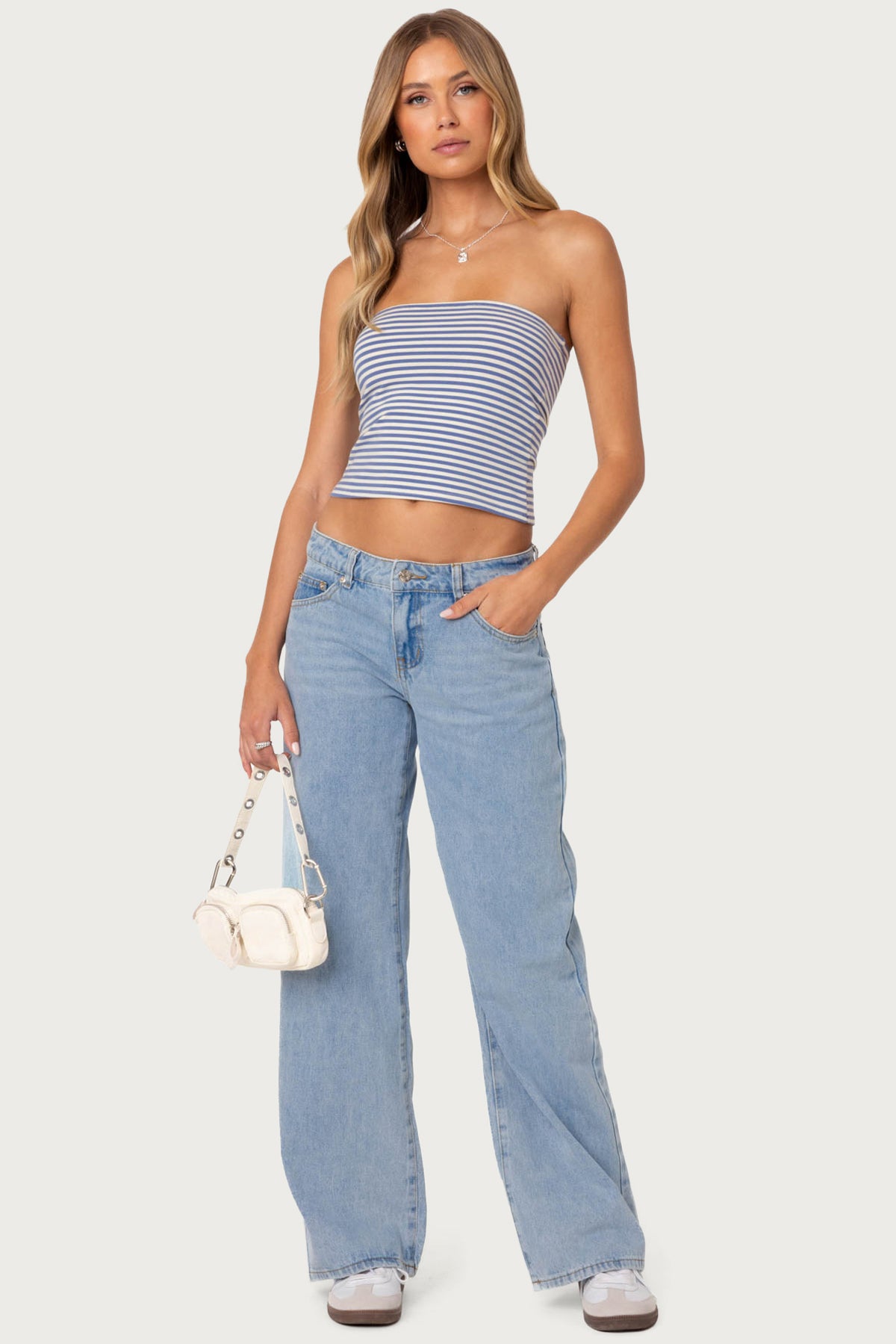Raelynn Washed Low Rise Baggy Jeans – edikted