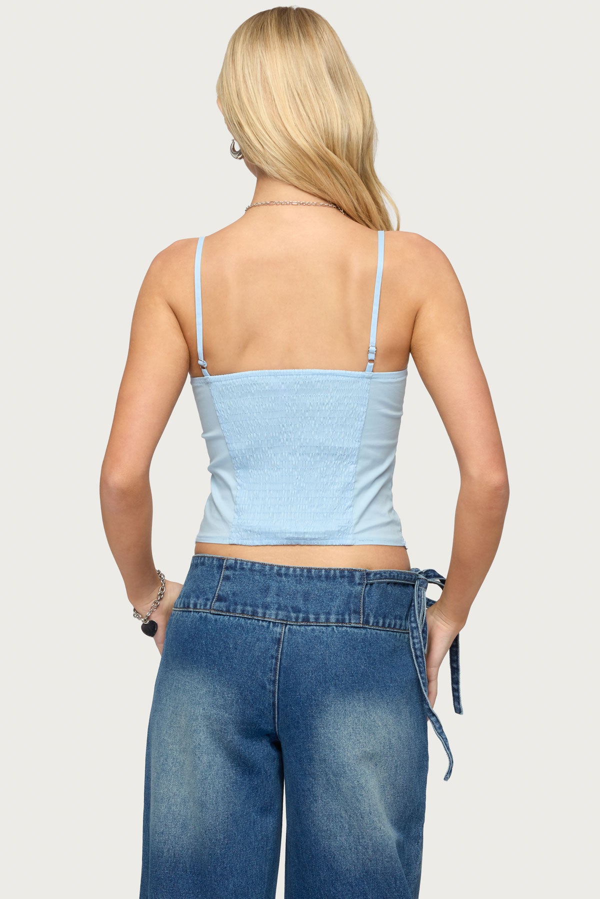 Kerah Ruffle Button Tank Top