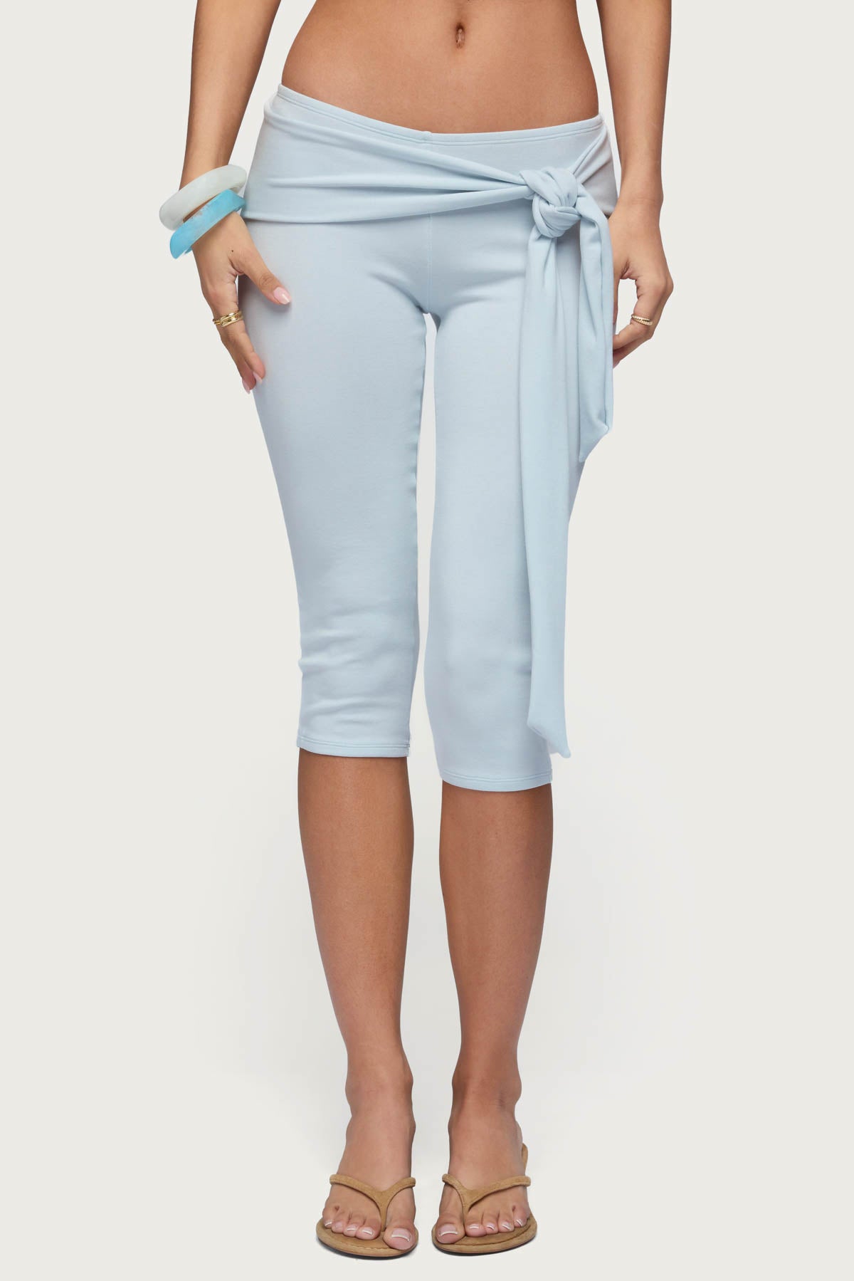 Adara Tie Capri Pants – edikted