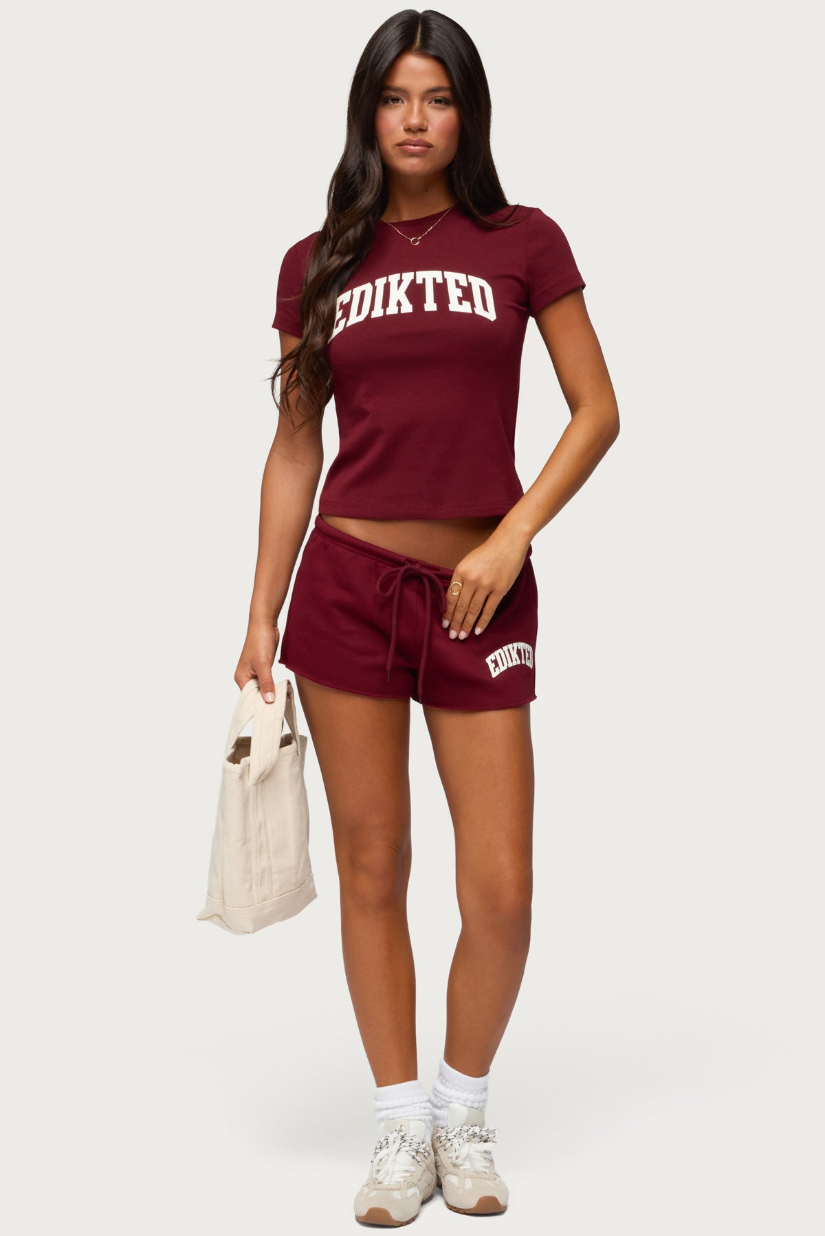 Sporty Babe Edikted T Shirt