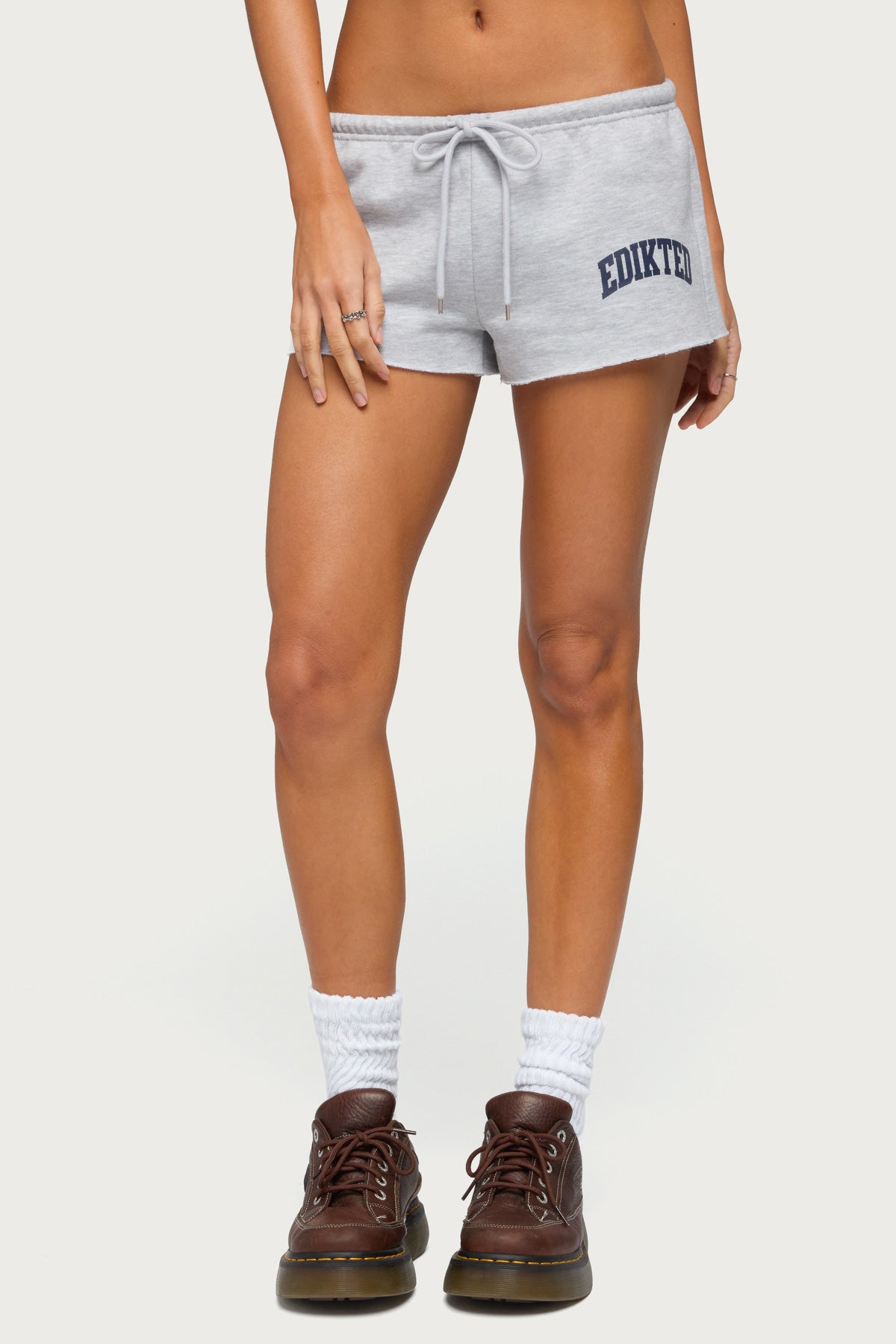 Sporty Babe Edikted Micro Shorts – edikted