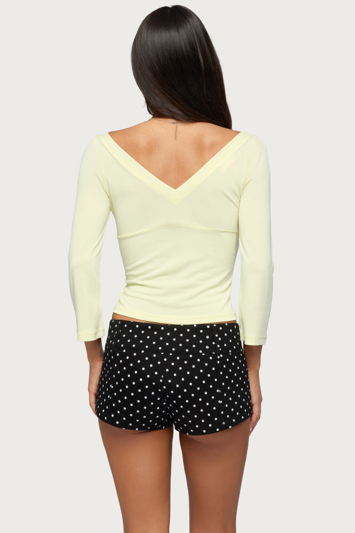 Mar V Neck Quarter Sleeve Top
