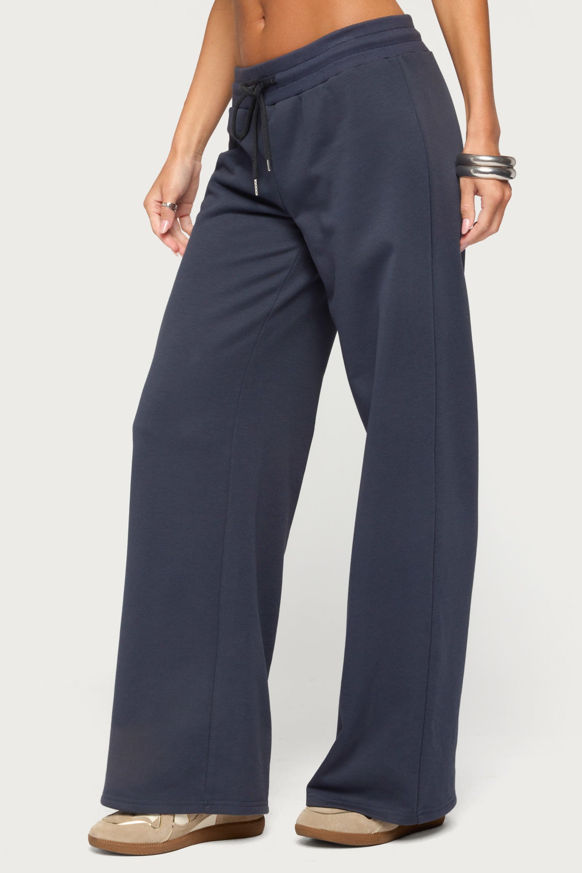 Paeva Low Rise Sweatpants