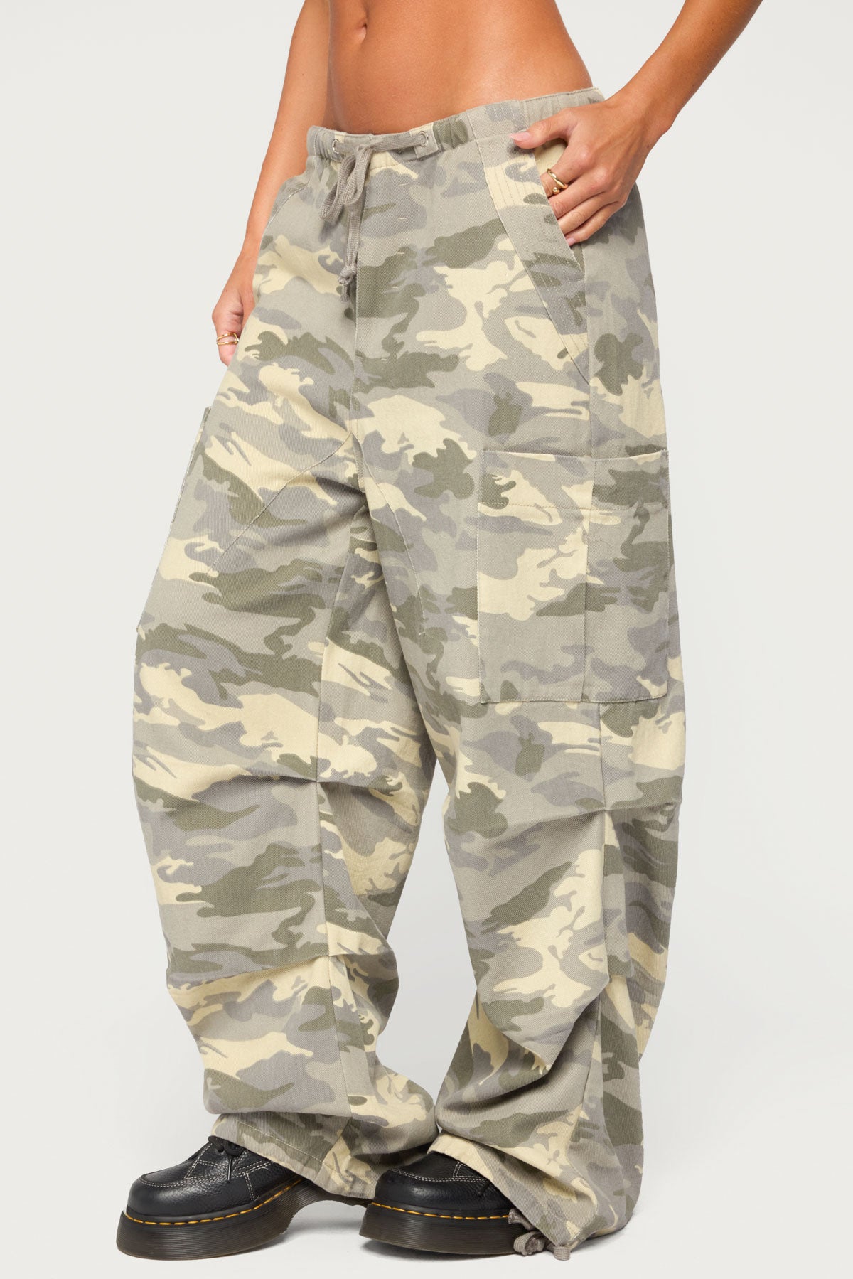 Emzi Baggy Cotton Cargo Pants