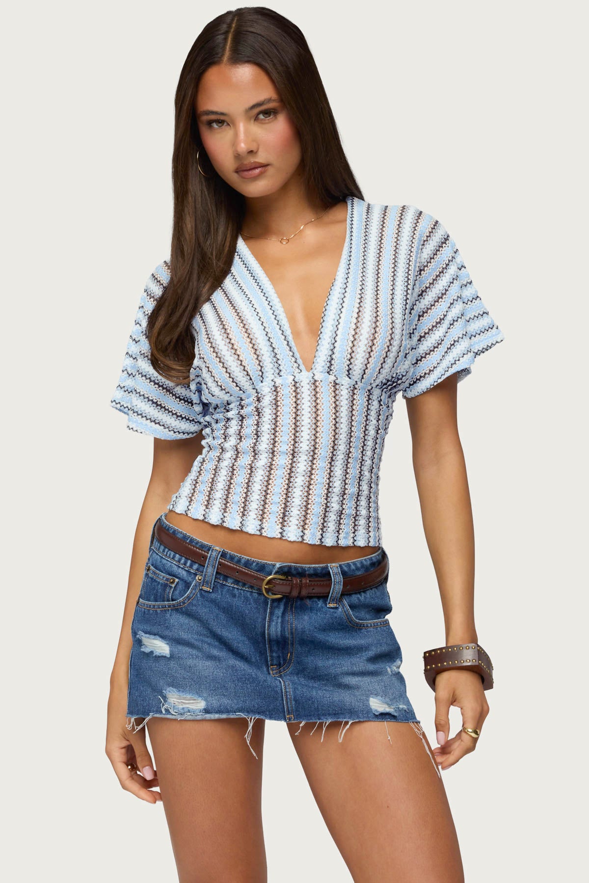 Alwyn Flutter Crochet Zigzag Top – edikted