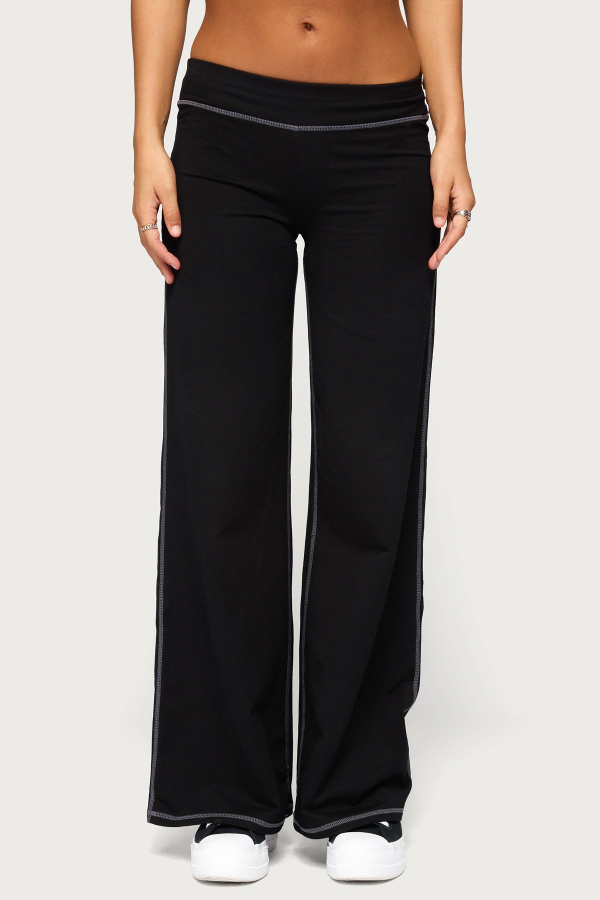 Kathrin Contrast Stitched Flared Pants