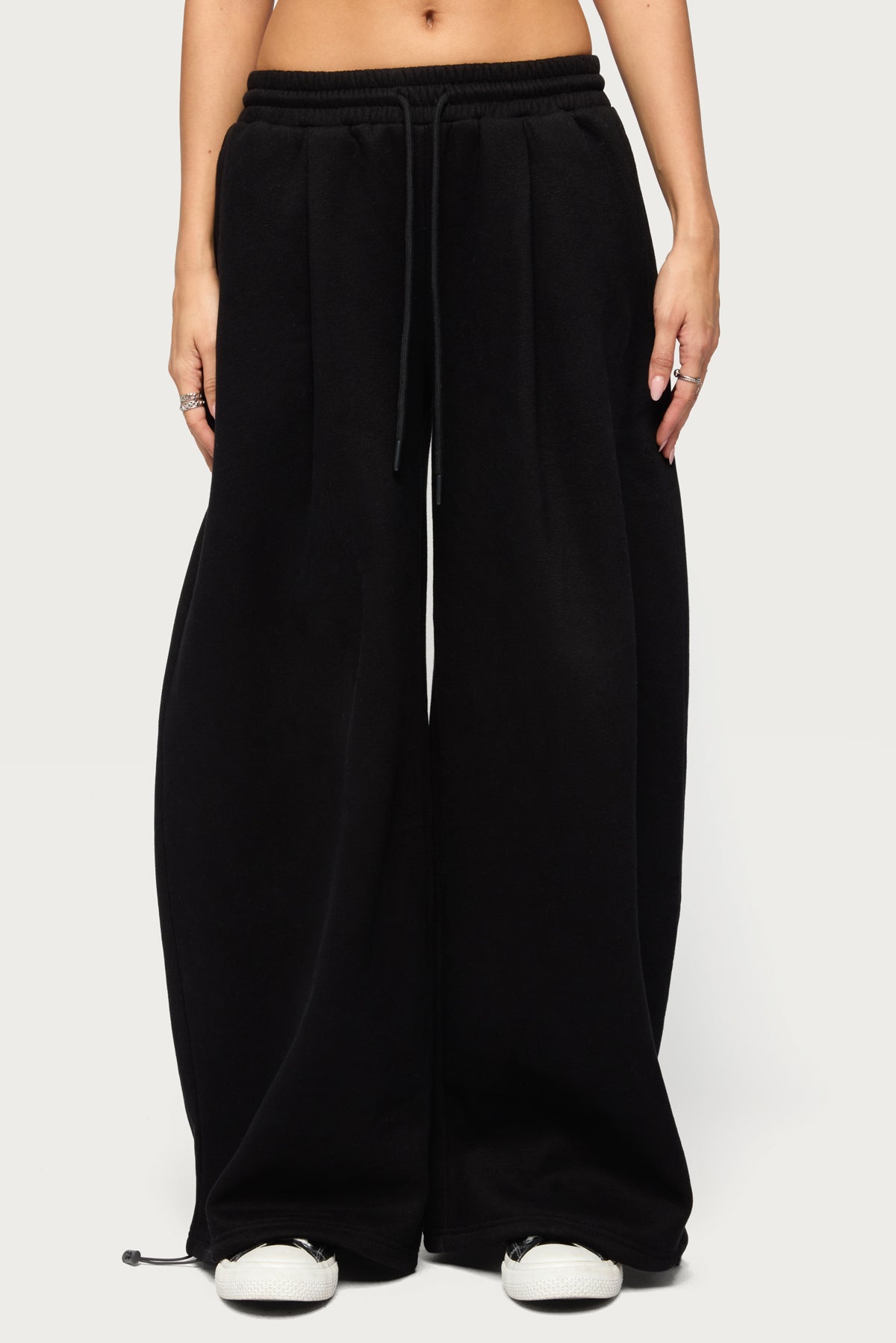 Brody Wide Leg Pleated Sweatpants