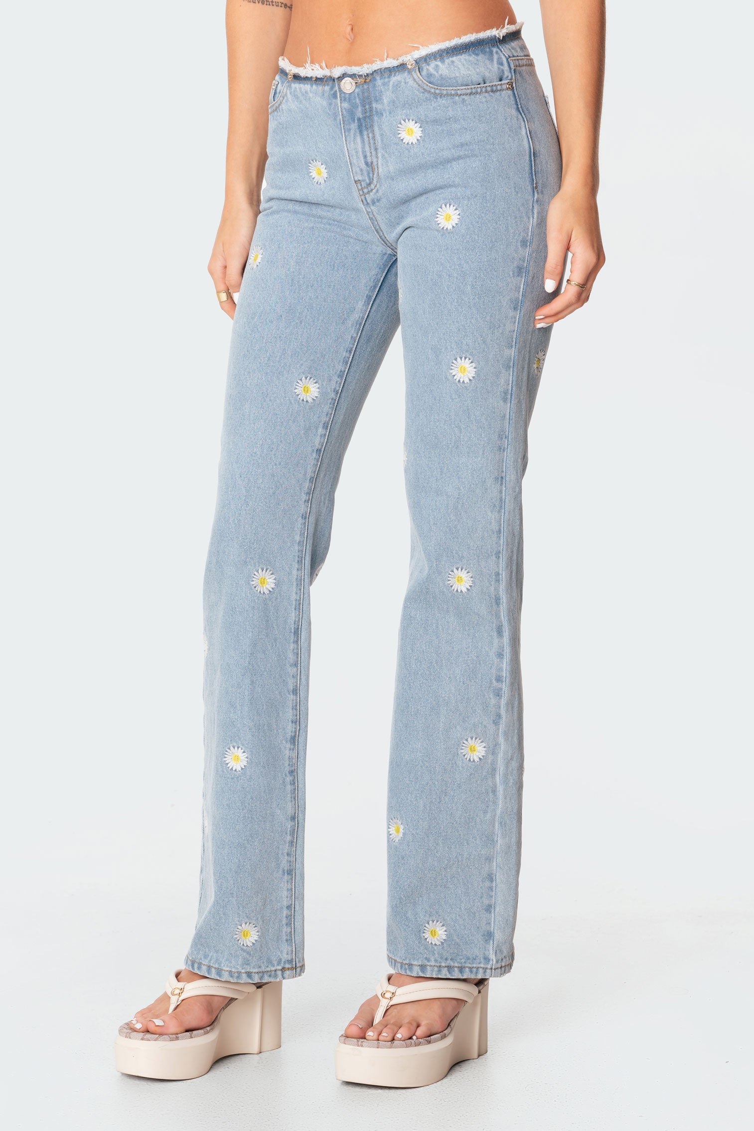 Daisy Low-Rise Jeans